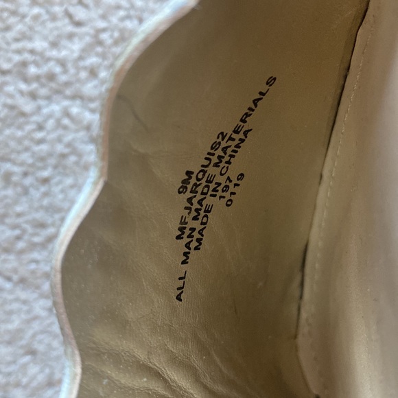 Marc Fisher Jarquis micro-studded scalloped edge metallic espadrille flats - Picture 5 of 8